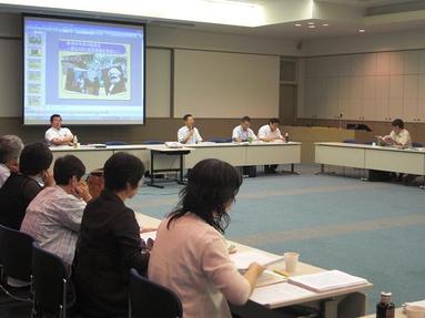 090725_002 090725_002