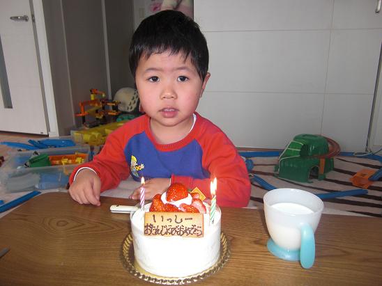 100328・誕生日ケーキとベランダ昼食 001 100328・誕生日ケーキとベランダ昼食 001