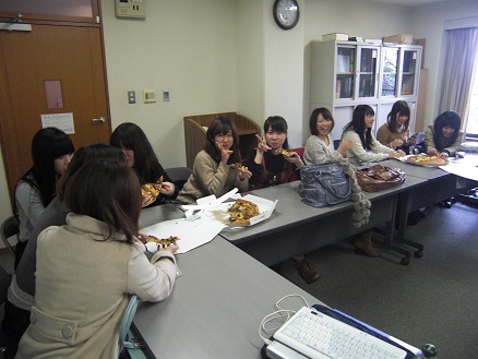 120127・基礎ゼミピザパ (4) 120127・基礎ゼミピザパ (4)