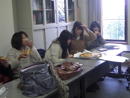 120127・基礎ゼミピザパ (3) 120127・基礎ゼミピザパ (3)