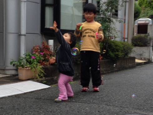 131020 シャボン玉新参ズ (8) 131020 シャボン玉新参ズ (8)