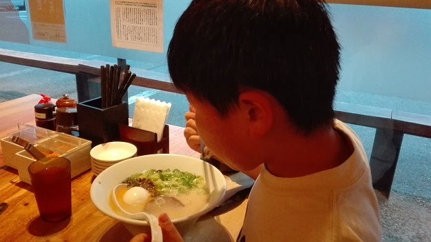 160621 ラーメン、兄新参誕生日 (1) 160621 ラーメン、兄新参誕生日 (1)