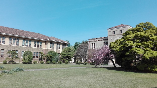 160412 中庭 (2) 160412 中庭 (2)