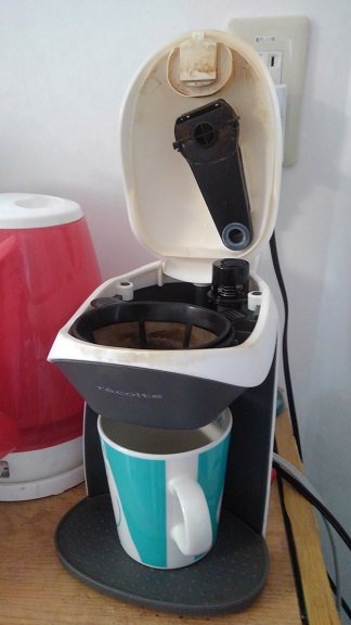 190505 コーヒーメーカー (2) 190505 コーヒーメーカー (2)