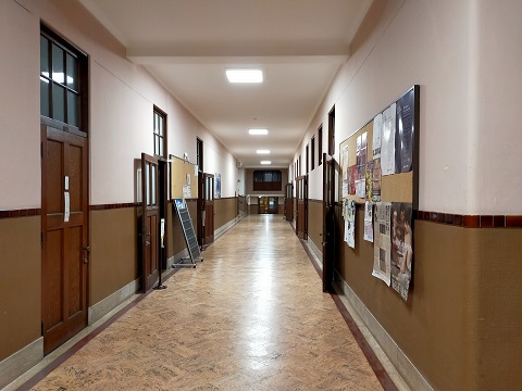 211101 大学 (3) 211101 大学 (3)